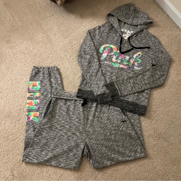 VS PINK Campus Pants and Full Zip Hoodie - Picture 3 of 16